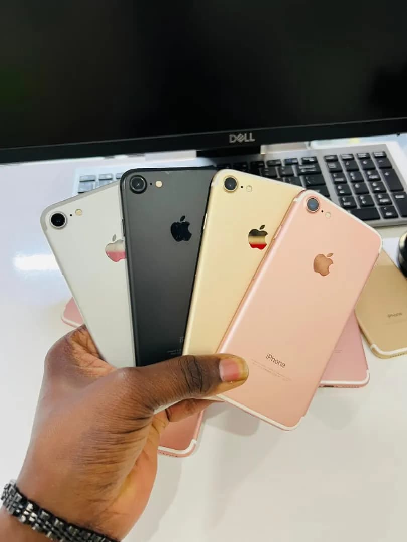 IPHONE 7  1