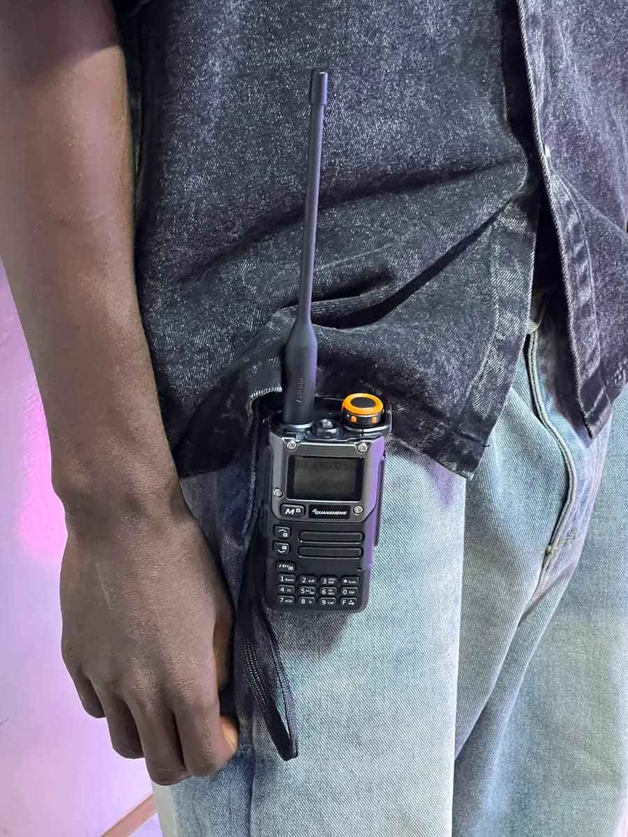 📡 Talkie-Walkie Professionnel QUANSHENG UV-K6 – 200 Canaux 2