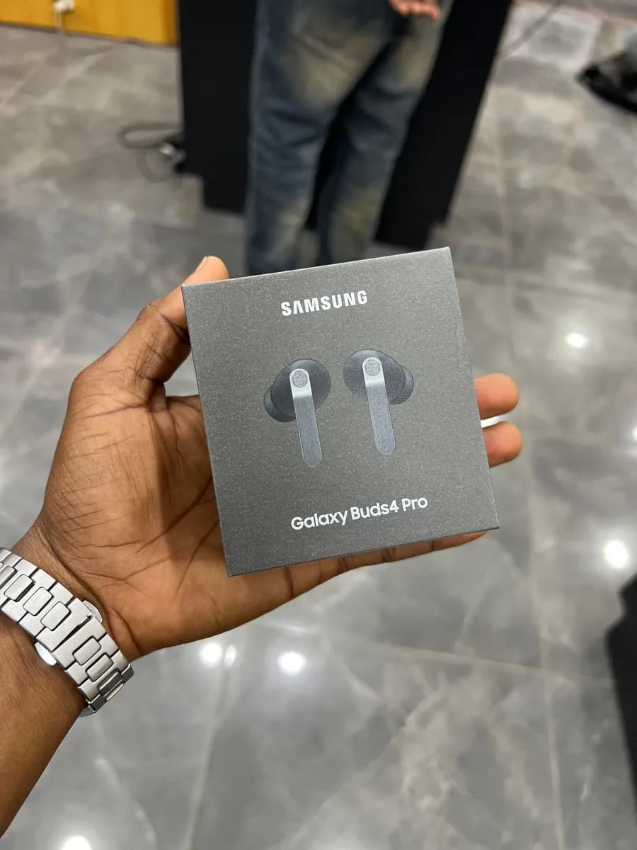 SAMSUNG GALAXY BUDS4 PRO - 2