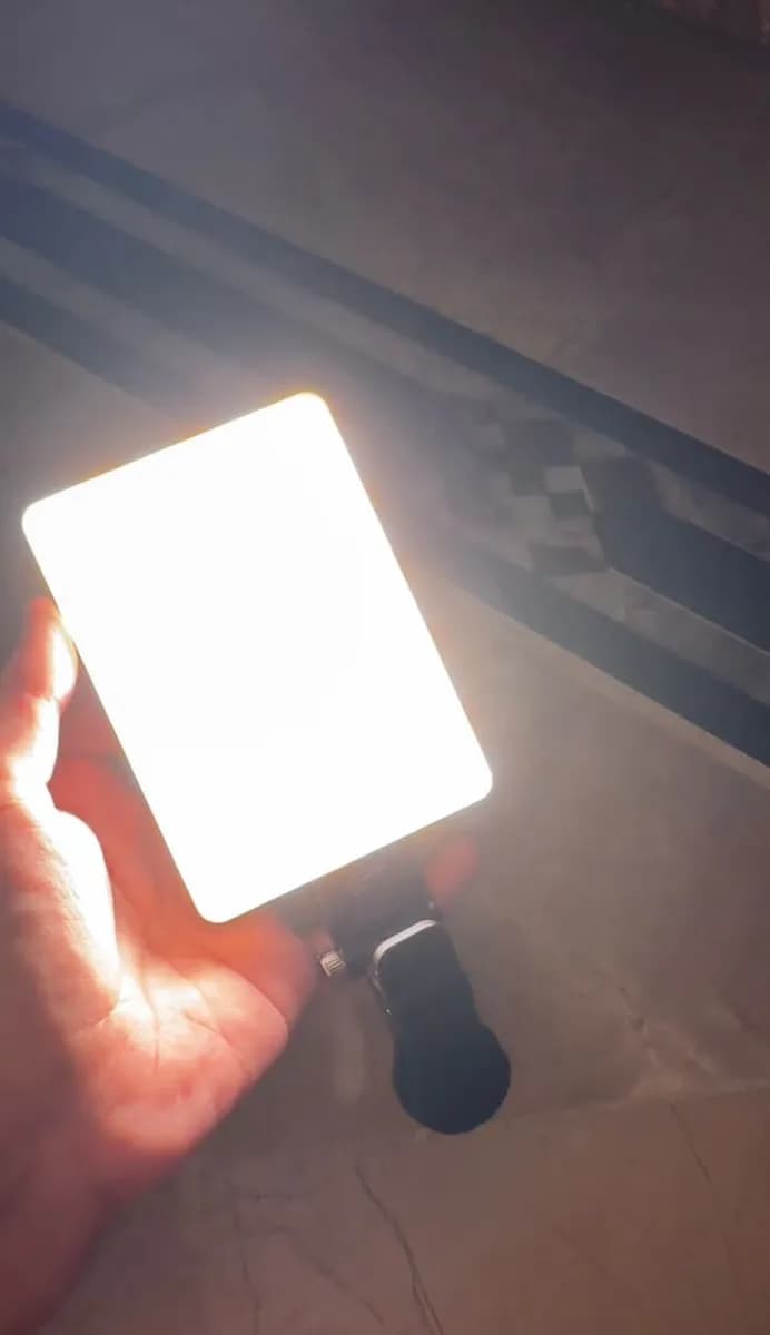 VL-60BI – La lumière professionnelle qui va partout avec vous. 3