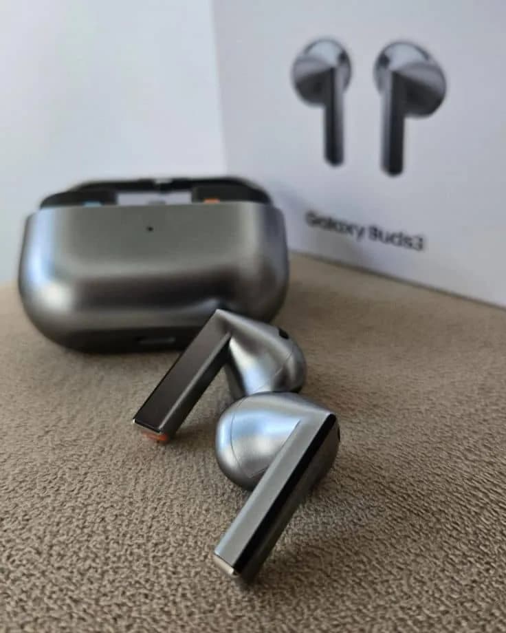 GALAXY BUDS 3 PRO 1