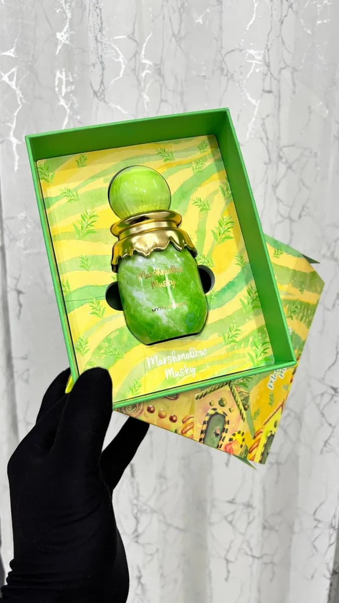 Bonsoir, Des parfums *Marshmallow* de la marque MYTH AVENUE   Contenance 65ml   2