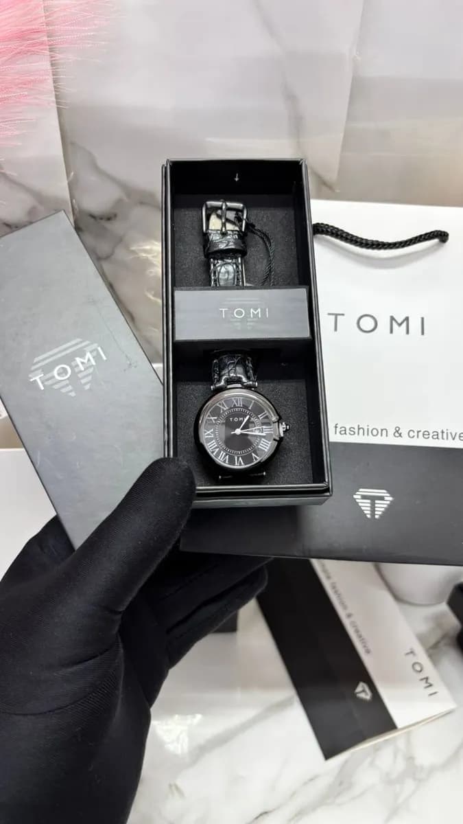 Montre TOMI